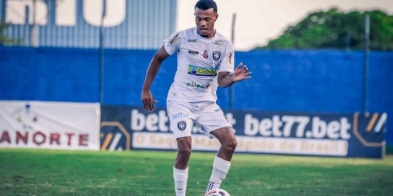 Botafogo-PB reforça elenco com lateral-esquerdo e goleiro veterano
