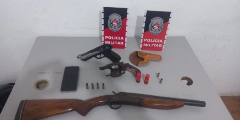 Polícia Militar apreende três armas e desarticula grupo suspeito no Sertão da PB