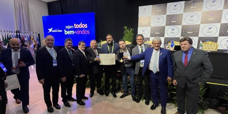 Homenagens marcam última sessão plenária do ano do Conselho Federal de Corretores de Imóveis