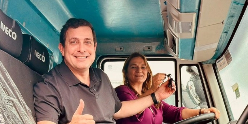 Deputado Federal Gervásio Maia destina carro-pipa para Olho D’água