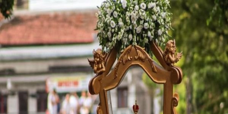 Sílvia Benjamin é autora da lei que reconhece festa da padroeira de CG como patrimônio da PB