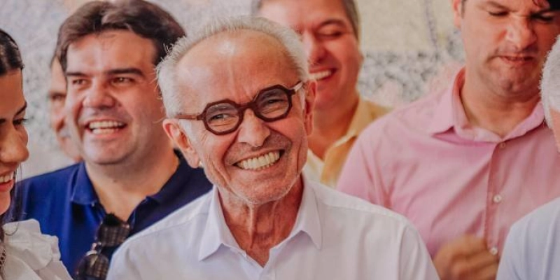 Cícero Lucena é agraciado com Medalha de Mérito por contribuir para a consolidação da previdência