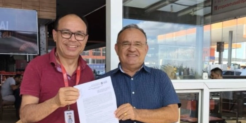 Prefeito de Coremas, Irani Alexandrino, assina Seguro Safra 2025 em Campina Grande