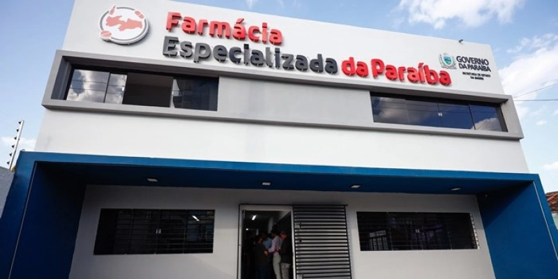 João Azevêdo entrega UTI, prédio da Cedmex e inspeciona Central de Abastecimento de Medicamentos em Campina Grande 