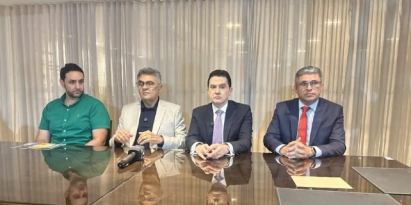 Márcio Roberto comemora volta ao mandato e reforça acordo com Galego Souza para 2026