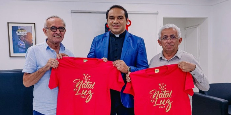 Cícero Lucena e padre Nilson Nunes apresentam programação do Natal de Luz