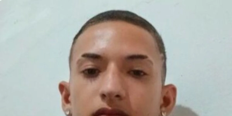 Adolescente morto com mãos amarradas e jovem baleado