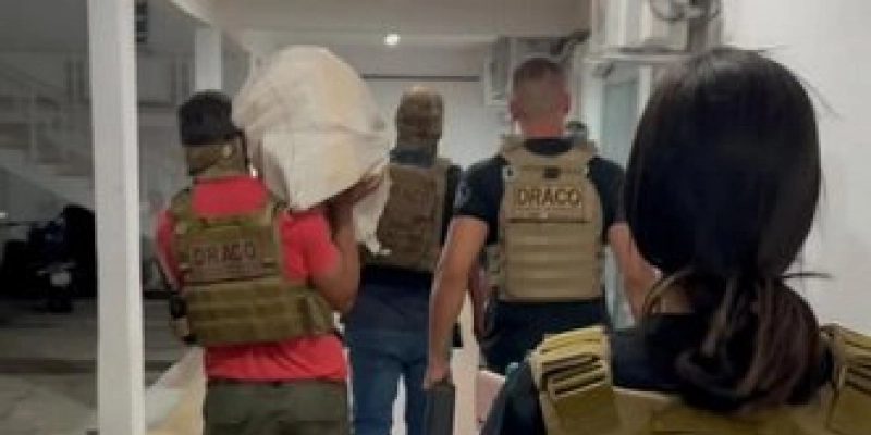 Operação apreende droga avaliada em um milhão e quinhentos mil reais, na cidade de Patos