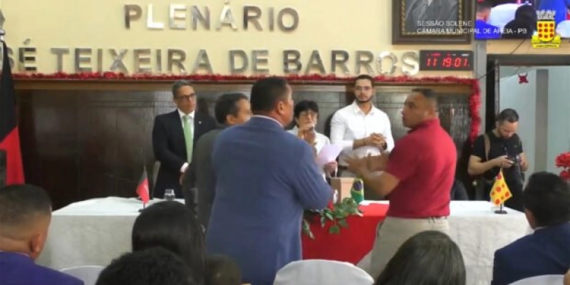 Confusão e suspeitas de irregularidades marcam eleição na Câmara de Areia