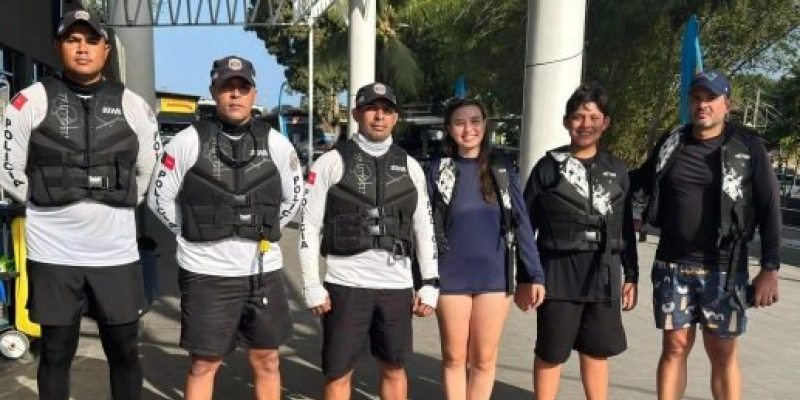 Polícia Militar resgata família após moto aquática naufragar no estuário do rio Paraíba