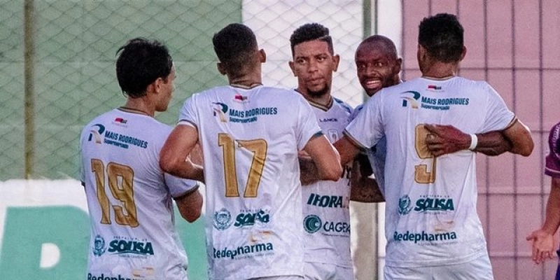 Dino encerra pré-temporada com vitória e foca no confronto contra a Picuiense no Paraibano 2025