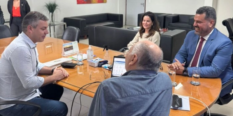 Em visita ao TCE, prefeito de Cabedelo reforça seu compromisso com a transparência e a modernização administrativa