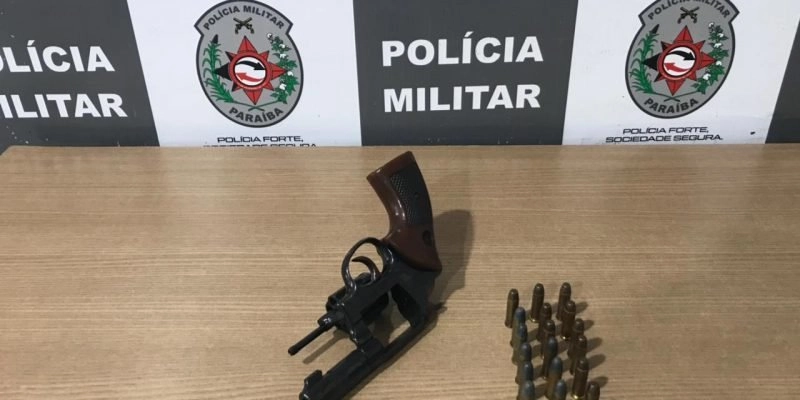 PM apreende arma com empresário que teve desentendimento com motoboy 