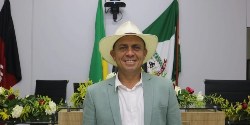 Epitácio Vitorino é eleito presidência da Câmara de Santa Rita após semanas de impasse