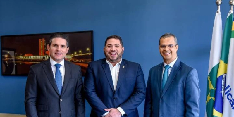 Governador atende pleito de Júnior do Peixe e Deputado Jutay Menezes para asfaltar acesso ao Assentamento Juazeiro em Marizópolis
