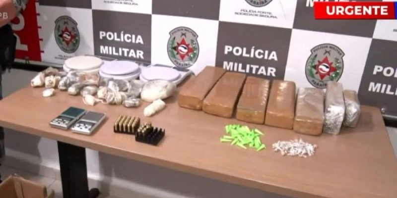 Polícia Militar encontra cocaína, crack e loló durante operação