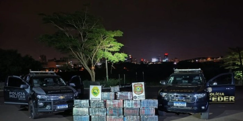 PF e PM apreendem 423 kg de maconha