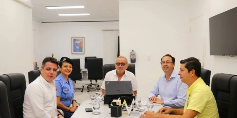 Cícero Lucena anuncia aumento de 7,5% para a Guarda Civil Metropolitana