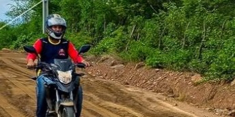 Prefeitura inicia recuperação de estradas vicinais na zona rural de Aparecida 