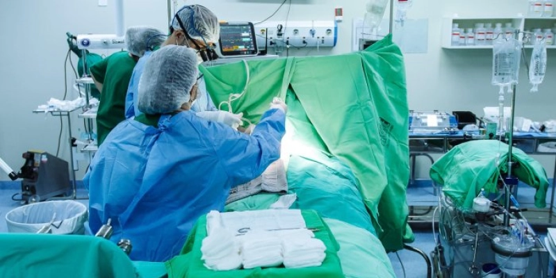 Hospital Metropolitano realiza procedimento inédito para correção de malformação cardíaca congênita rara