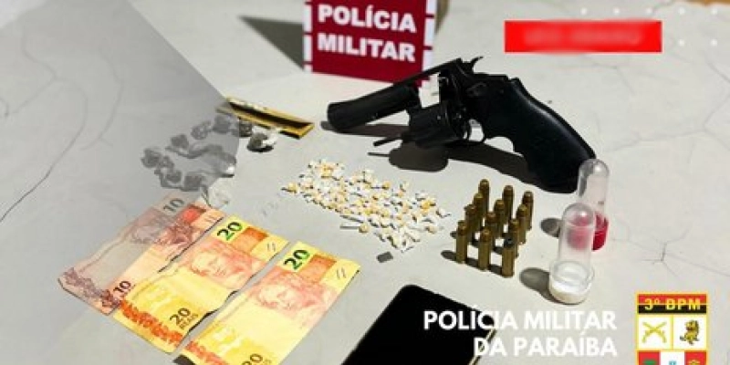Polícia Militar prende suspeito e apreende drogas, arma e materiais ilícitos em Santa Luzia