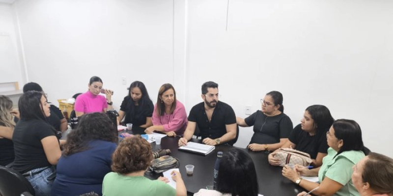 Prefeitura promove capacitação para os profissionais que atuam nas salas de vacina