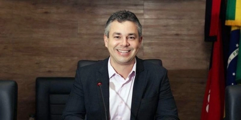 URGENTE: MPE pede cassação de André Coutinho por suposto aliciamento eleitoral em Cabedelo