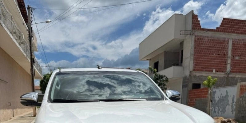 Hilux que foi roubada em São Bento é recuperada pela Polícia Militar no Rio Grande do Norte 