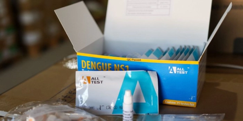 Saúde da Paraíba recebe mais de 37 mil testes rápidos de dengue para distribuição aos municípios