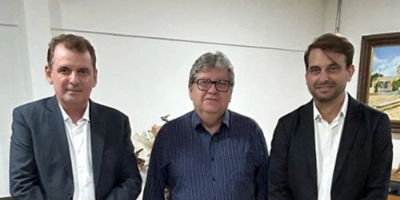 Chico Mendes e Bal comemoram ordem de serviço da ponte de Piranhas Velha