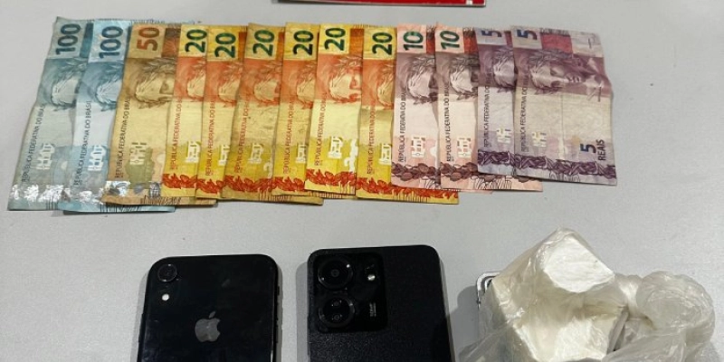Polícia Militar prende duas mulheres suspeitas de tráfico de drogas, em Brejo dos Santos