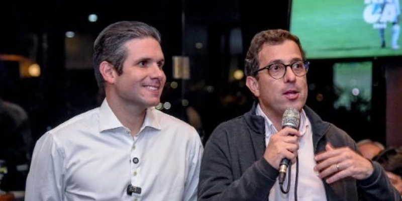 Gervásio Maia participa de recepção aos prefeitos paraibanos em Brasília
