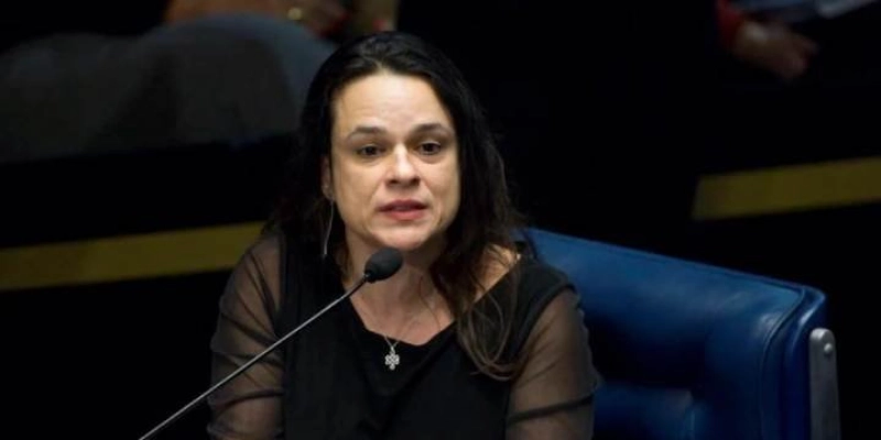Janaina aponta "Cozinhas Solidárias" como potencial crise para o governo Lula
