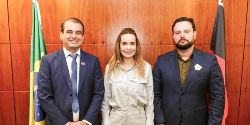 Prefeito Bal Lins busca investimentos para São José de Piranhas em reunião com senadora Daniella Ribeiro