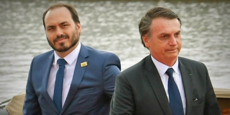 Carlos Bolsonaro defende que foco das manifestações de 16/03 seja anistia de presos políticos