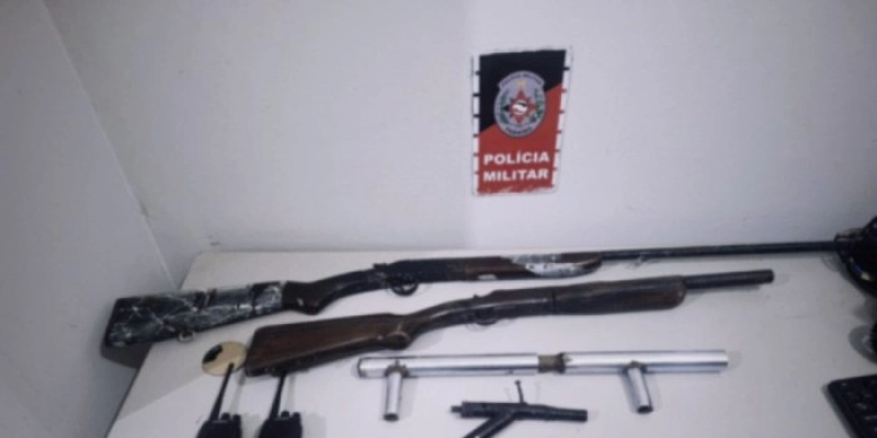Polícia Militar apreende armas, munições e colete durante Operação, na Paraíba