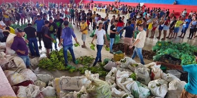 Entregas de cestas de alimentos adquiridas pelo PAA, beneficiam 600 famílias em Aparecida