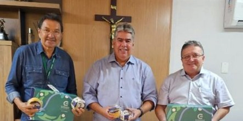 Secretário da Agropecuária visita Casa do Cooperativismo e reforça apoio ao setor