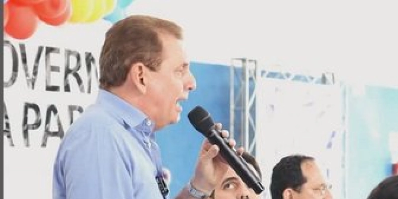 Chico Mendes participa da entrega de kits escolares e fardamentos na Paraíba