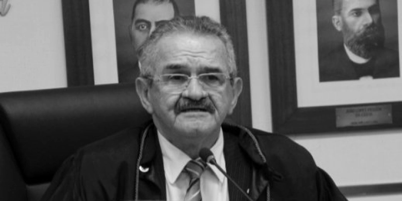 Governador lamenta morte do procurador de Justiça Valberto Lira
