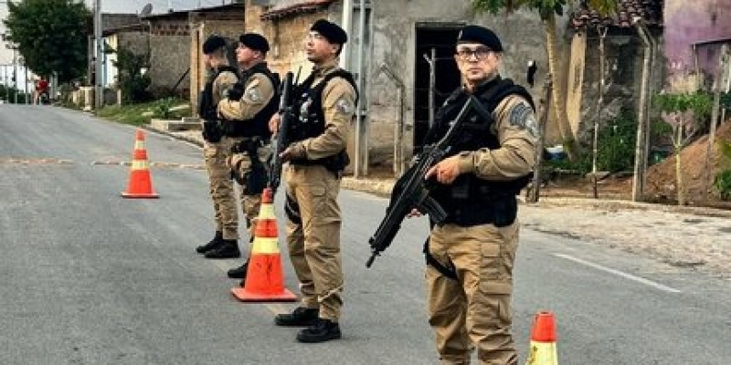 Polícia Militar realiza reforço na segurança na cidade de Pombal