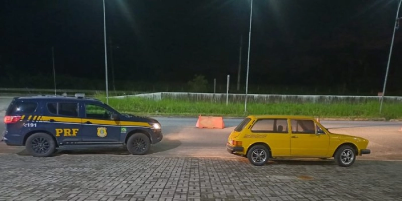 Homem furta Brasília amarela para pagar dívida e acaba preso