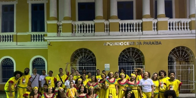 Carnaval Tradição conta com desfiles dos maracatus Pé de Elefante, Baque Mulher e Quilombo Nagô