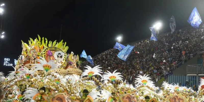 Beija-flor conquista o 15º título do carnaval do Rio de Janeiro