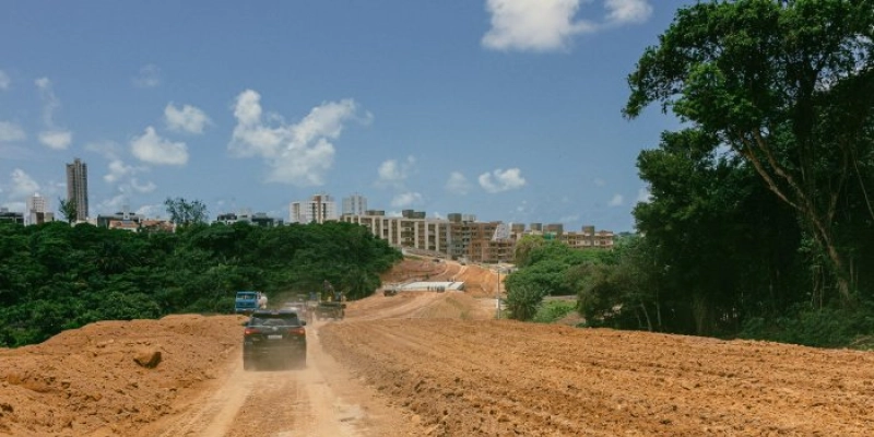 Governador em exercício visita obras do Hospital Arlinda Marques e das Vias do Atlântico