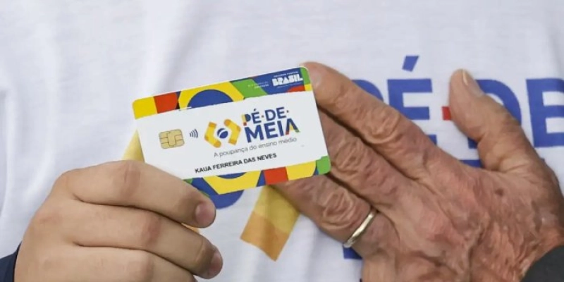 Governo faz acordo para incluir Pé-de-Meia e Vale Gás no orçamento