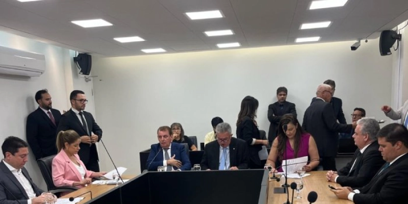 CCJ da Assembleia aprova nome de Alanna Galdino para o cargo de conselheira do TCE-PB