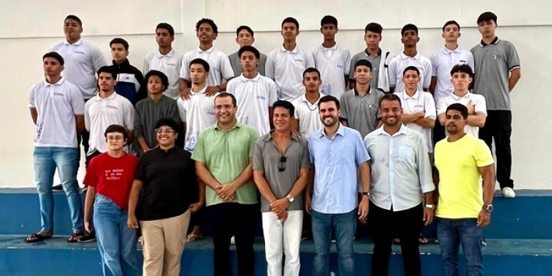 Após rodada de diálogo com diretores, Wilson Filho faz caravana de visita às escolas estaduais