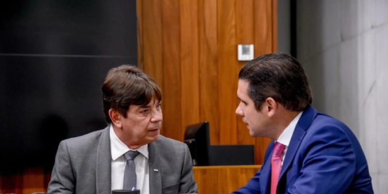 Presidente da FIEPB se reúne com Hugo Motta para tratar de pautas do setor industrial