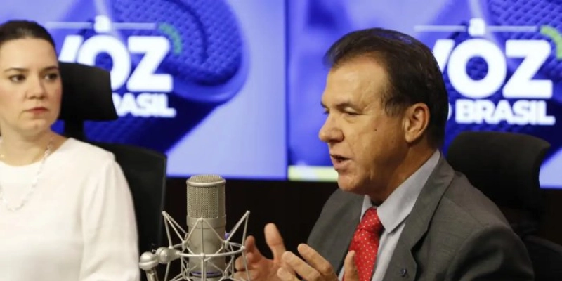 Consignado CLT: Marinho recomenda cautela antes de tomar empréstimo